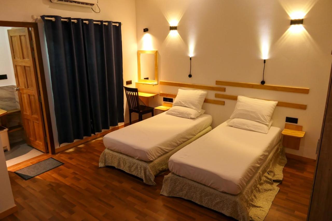 Ayira Maldives Hotell Feridhoo Exteriör bild